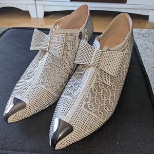 Rhinestone Hollow chunky heel shoe.